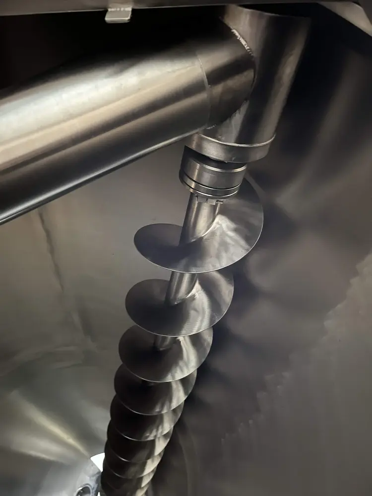 Spice blending in conical screw mixer